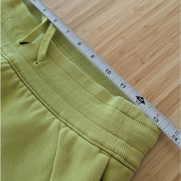 Lululemon W6BW6S Scuba High-Rise Cropped Cotton Jogger Pants in Wasabi, size 6 - Picture 8 of 10